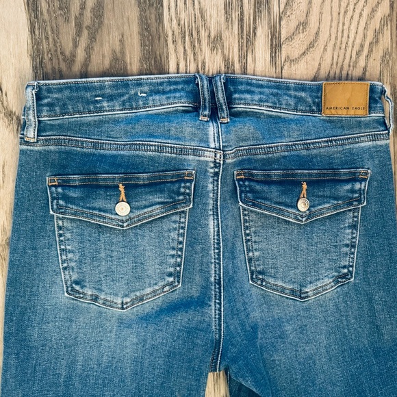 American Eagle flare jeans 6 as new - Picture 4 of 8